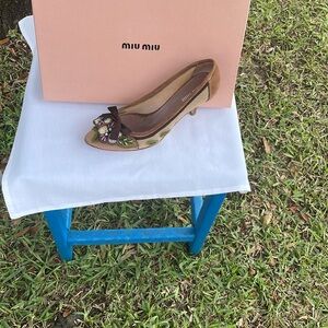 Miu Miu Brown Women's Shoes with Bow Detail